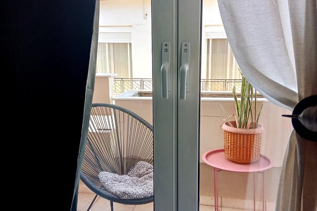 Vincent - Central 2 Bedroom Apartment 79Sqm Tripoli Bagian luar foto