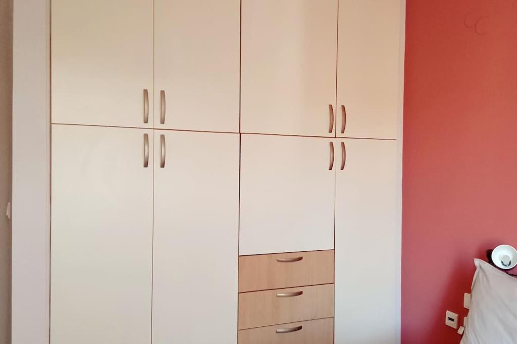 Vincent - Central 2 Bedroom Apartment 79Sqm Tripoli Bagian luar foto